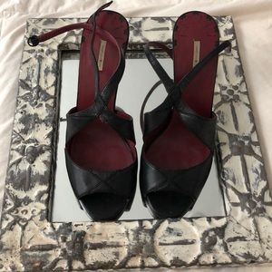 Strappy black leather Max Studio heels